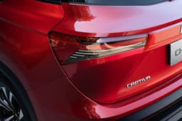 Chevrolet Captiva 2025 в России немного подорожали, но всё равно гораздо дешевле «китайцев»